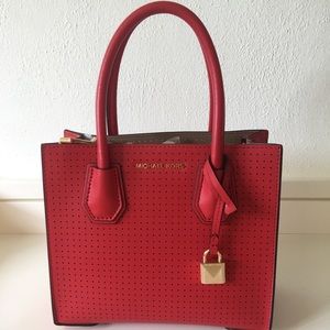 Michael Kors-Mercer (small)